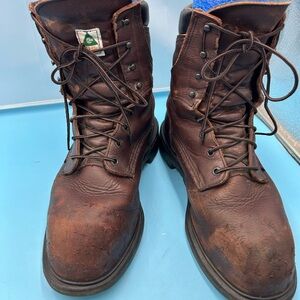 Red wing men 9 GORE-TEX safety toe waterproof work boots